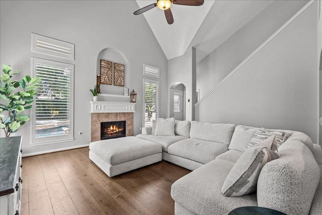 926 Mystic Village Lane, Seabrook, TX 77586