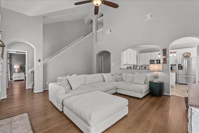 926 Mystic Village Lane, Seabrook, TX 77586