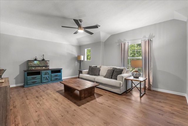 926 Mystic Village Lane, Seabrook, TX 77586