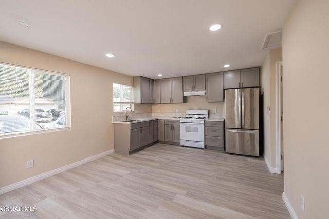 2345 Bryson Place, Simi Valley, CA 93065