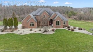 8315 E Allen Road, Tyrone Township, MI 48430