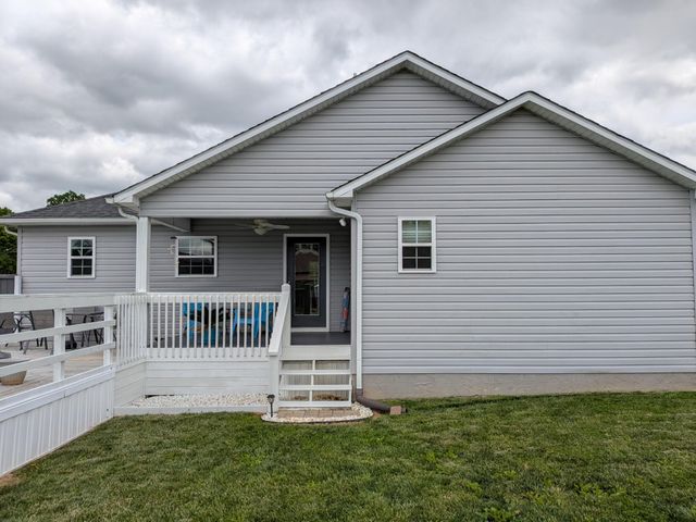 161 Panther Valley Road, Crossville, TN 38555