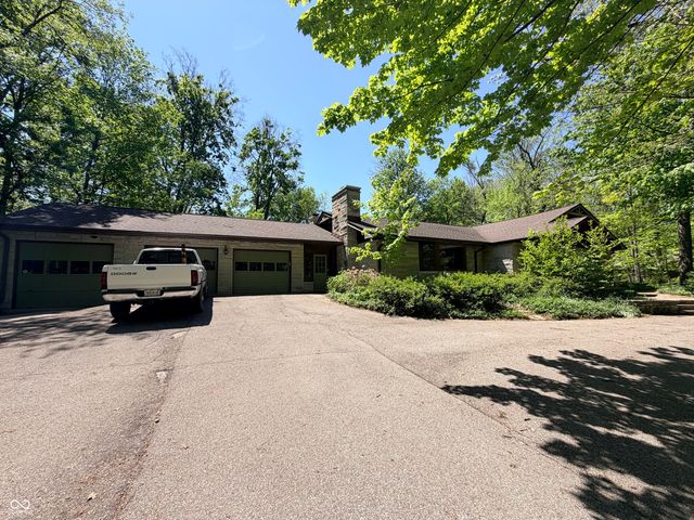 3401 E Loretta Drive, Indianapolis, IN 46227