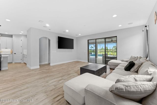 8674 Catalissa Avenue, Melbourne, FL 32940