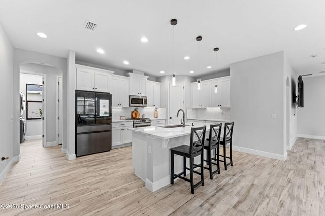 8674 Catalissa Avenue, Melbourne, FL 32940
