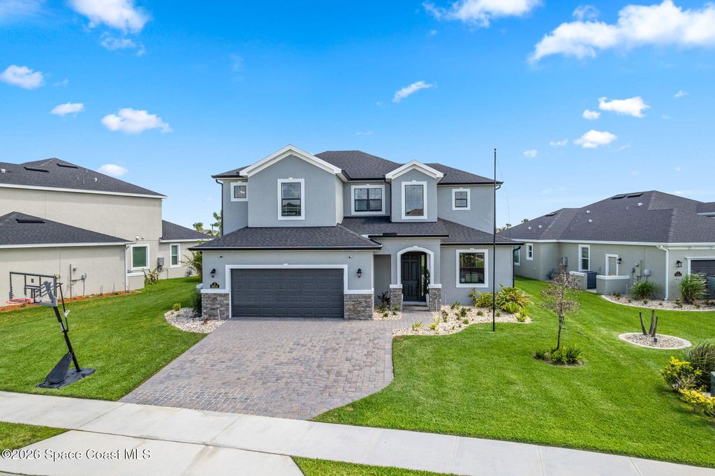 8674 Catalissa Avenue, Melbourne, FL 32940