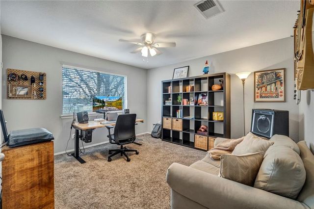 1808 Sylvia LN, Round Rock, TX 78681