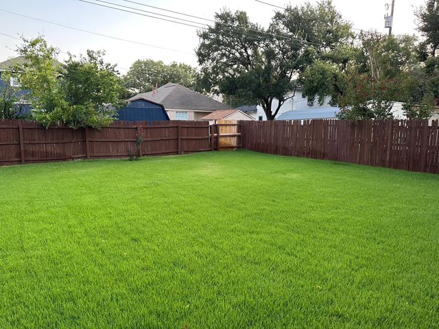1808 Sylvia LN, Round Rock, TX 78681