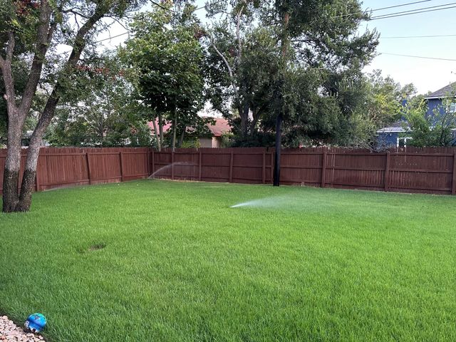 1808 Sylvia LN, Round Rock, TX 78681