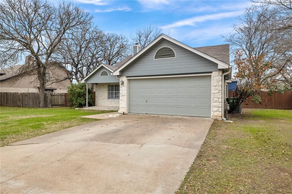 1808 Sylvia LN, Round Rock, TX 78681