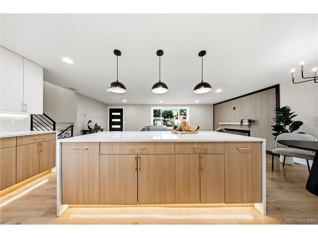 963 E 7th Ave, Broomfield, CO 80020