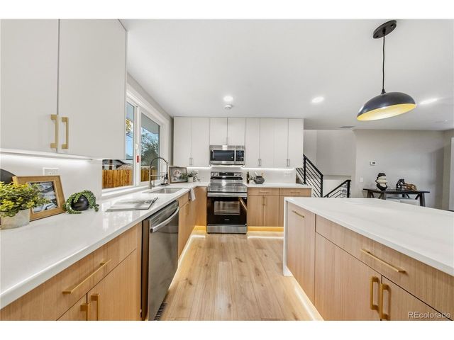 963 E 7th Ave, Broomfield, CO 80020