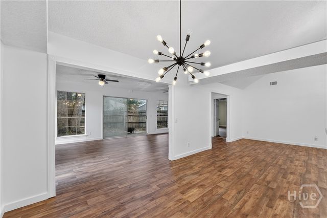 6 English Saddle Court, Savannah, GA 31406