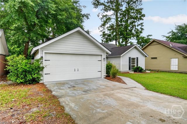 6 English Saddle Court, Savannah, GA 31406