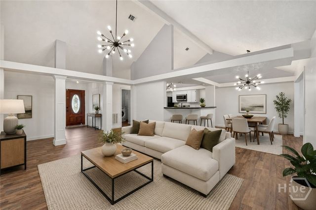 6 English Saddle Court, Savannah, GA 31406
