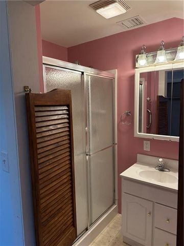 1270 Shetland Road, Burlington, KS 66839