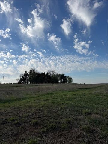 1270 Shetland Road, Burlington, KS 66839