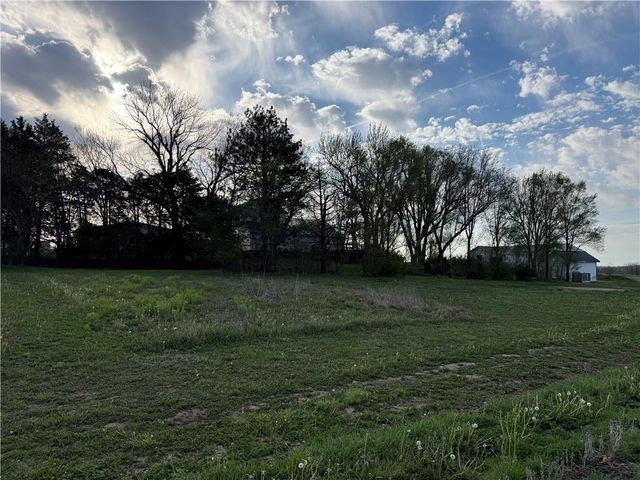 1270 Shetland Road, Burlington, KS 66839
