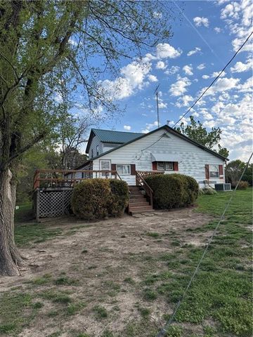 1270 Shetland Road, Burlington, KS 66839