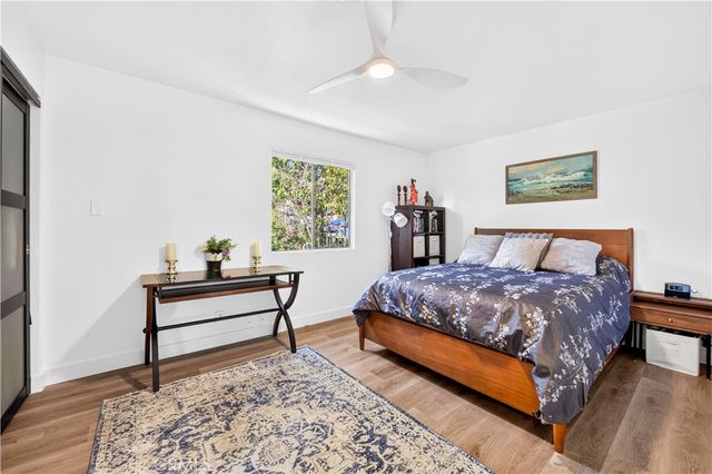 2043 Raymond, Signal Hill, CA 90755