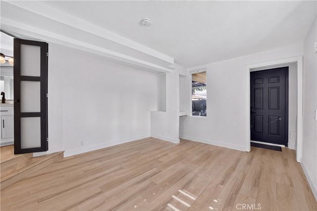 2043 Raymond, Signal Hill, CA 90755