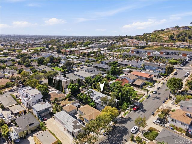 2043 Raymond, Signal Hill, CA 90755