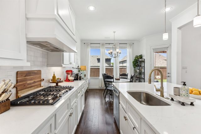 1014 Ember Crest Drive, Rockwall, TX 75087