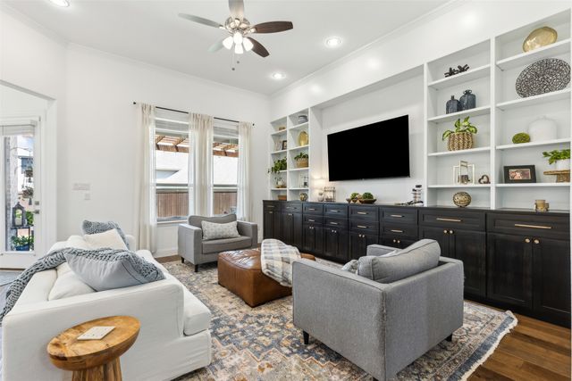 1014 Ember Crest Drive, Rockwall, TX 75087