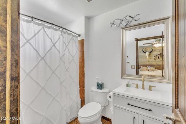 8049 E DES MOINES Street, Mesa, AZ 85207