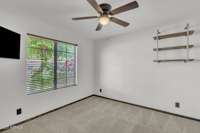 8049 E DES MOINES Street, Mesa, AZ 85207