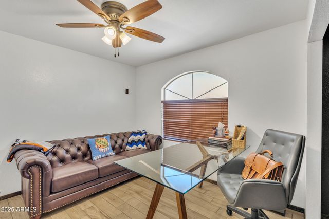 8049 E DES MOINES Street, Mesa, AZ 85207