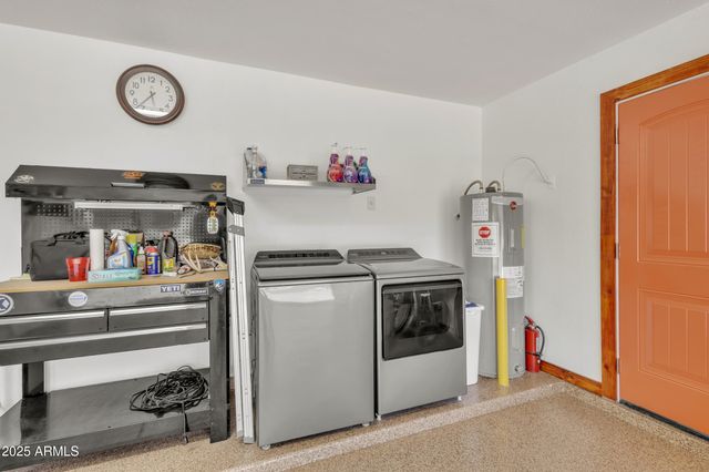 8049 E DES MOINES Street, Mesa, AZ 85207