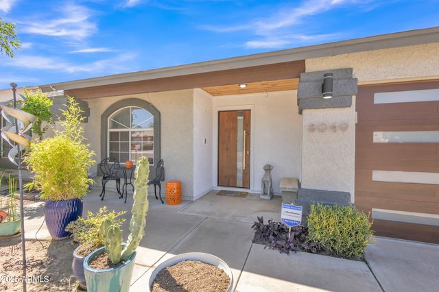 8049 E DES MOINES Street, Mesa, AZ 85207