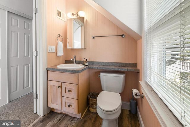 7 SERGEANT ST, Princeton, NJ 08540