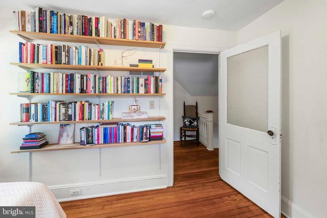 7 SERGEANT ST, Princeton, NJ 08540