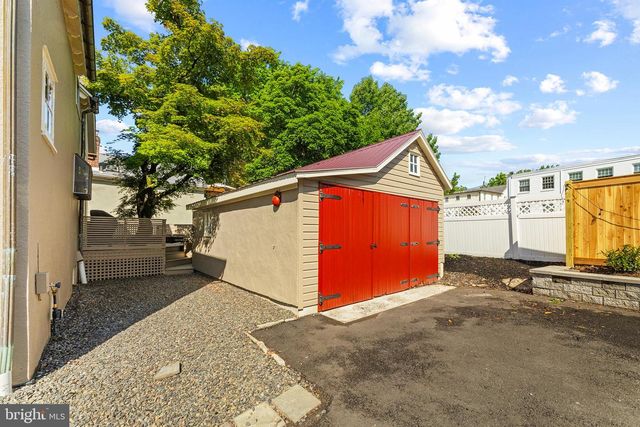 7 SERGEANT ST, Princeton, NJ 08540