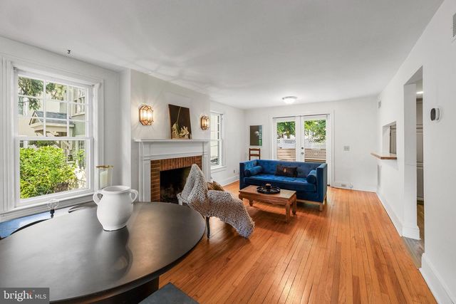 7 SERGEANT ST, Princeton, NJ 08540