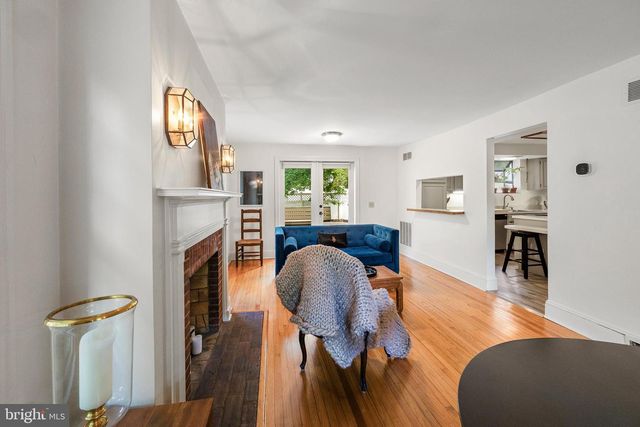 7 SERGEANT ST, Princeton, NJ 08540