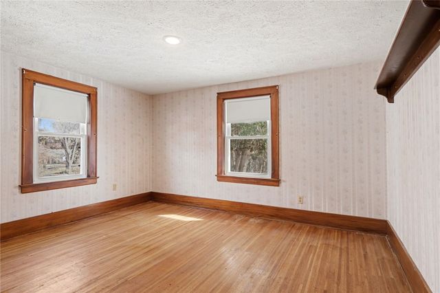 35 Hathaway Road, Irondequoit, NY 14617