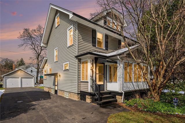 35 Hathaway Road, Irondequoit, NY 14617