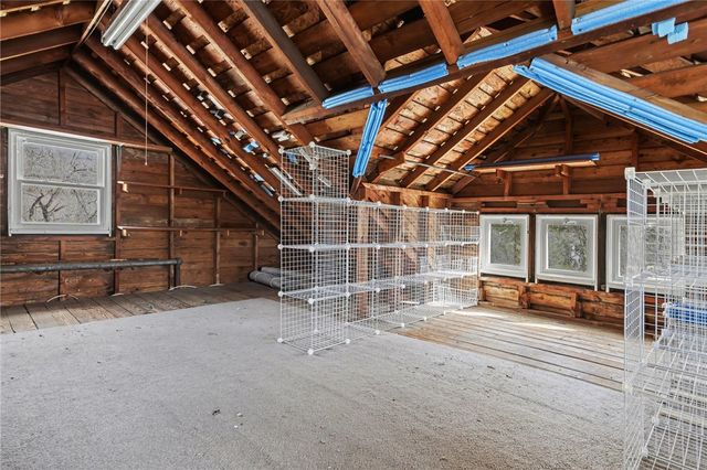 35 Hathaway Road, Irondequoit, NY 14617