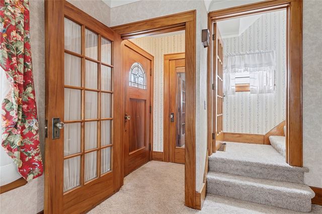 35 Hathaway Road, Irondequoit, NY 14617