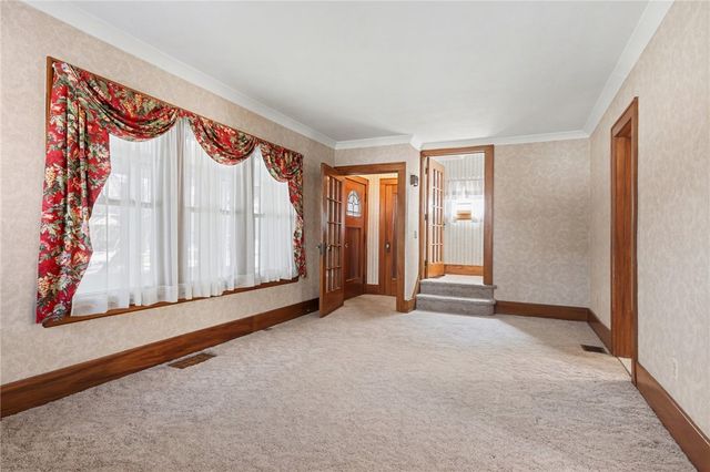 35 Hathaway Road, Irondequoit, NY 14617