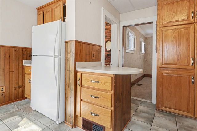 35 Hathaway Road, Irondequoit, NY 14617