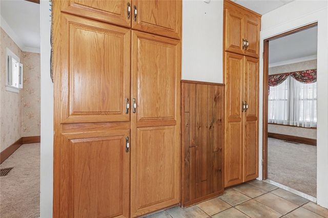 35 Hathaway Road, Irondequoit, NY 14617