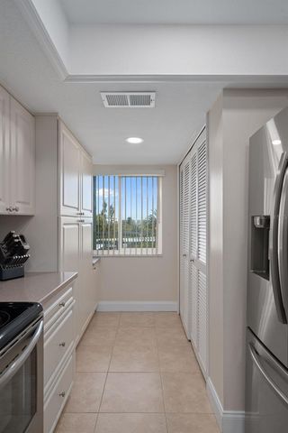 4550 BAY BOULEVARD 1211, Port Richey, FL 34668