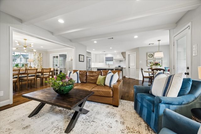 722 W Forest Drive, Houston, TX 77079