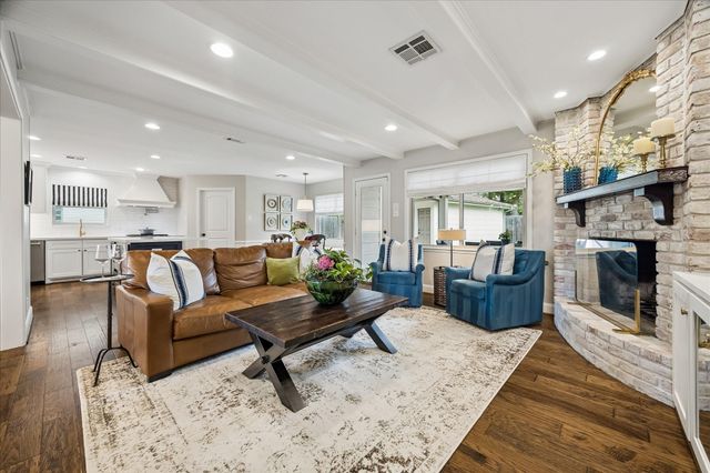 722 W Forest Drive, Houston, TX 77079