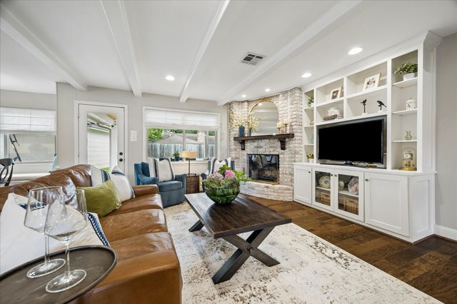 722 W Forest Drive, Houston, TX 77079