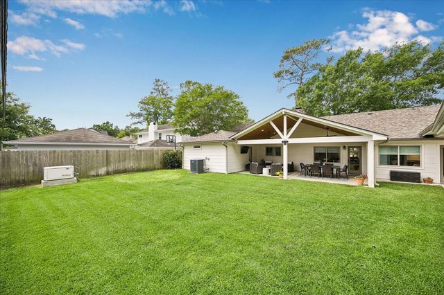 722 W Forest Drive, Houston, TX 77079